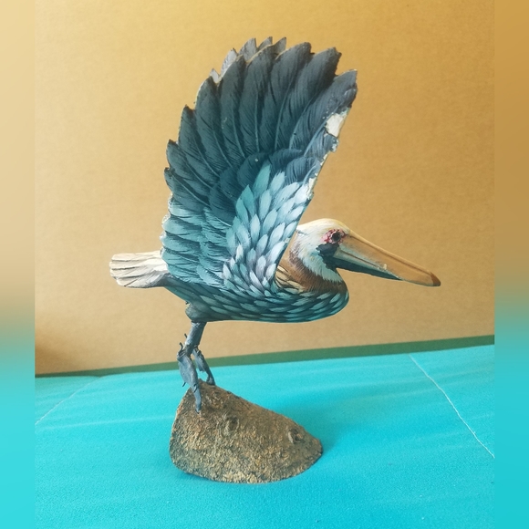 Old Key West Style Seagull Statuette - Picture 2 of 10